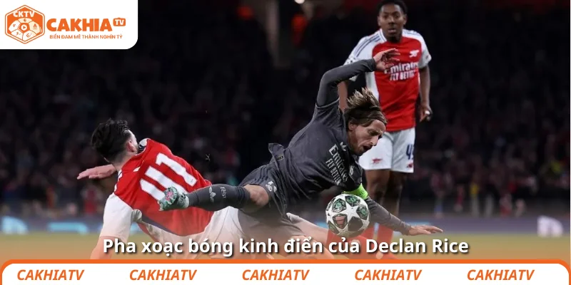 Declan Rice: Ông chủ tuyến giữa khiến Bayern Munich tắt điện 2 Pha xoạc bóng kinh điển của Declan Rice